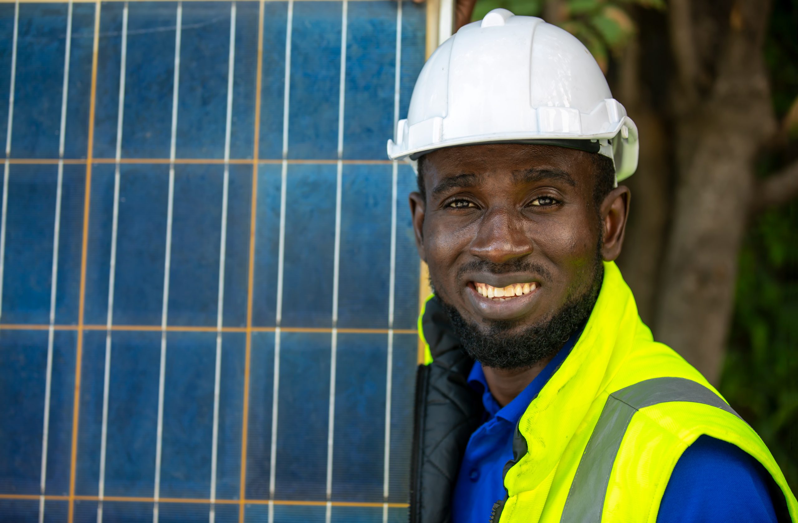 Services 16 maintenance engineer, Solar energy systems engineer perform analysis solar panels